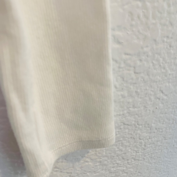 Aeropostale Long Sleeve Seriously Soft St. Moritz Cropped Graphic 2Fer Tee SizeM - Picture 6 of 11